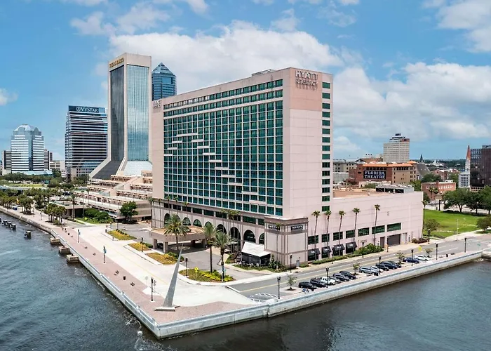 Discover Your Ideal Stay: Hotels Close to Carnival Cruise Port Jacksonville FL