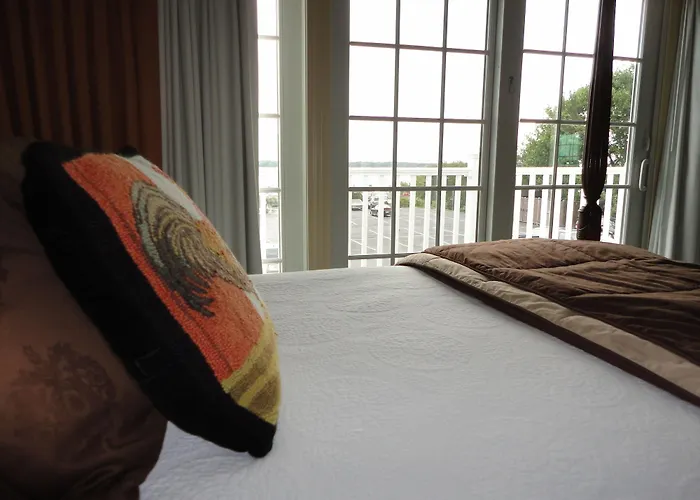 Top Hotels in Mystic Connecticut