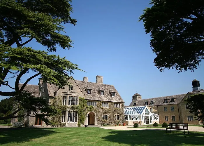 Swindon Wiltshire Hotels: Your Guide to the Perfect Stay in Swindon