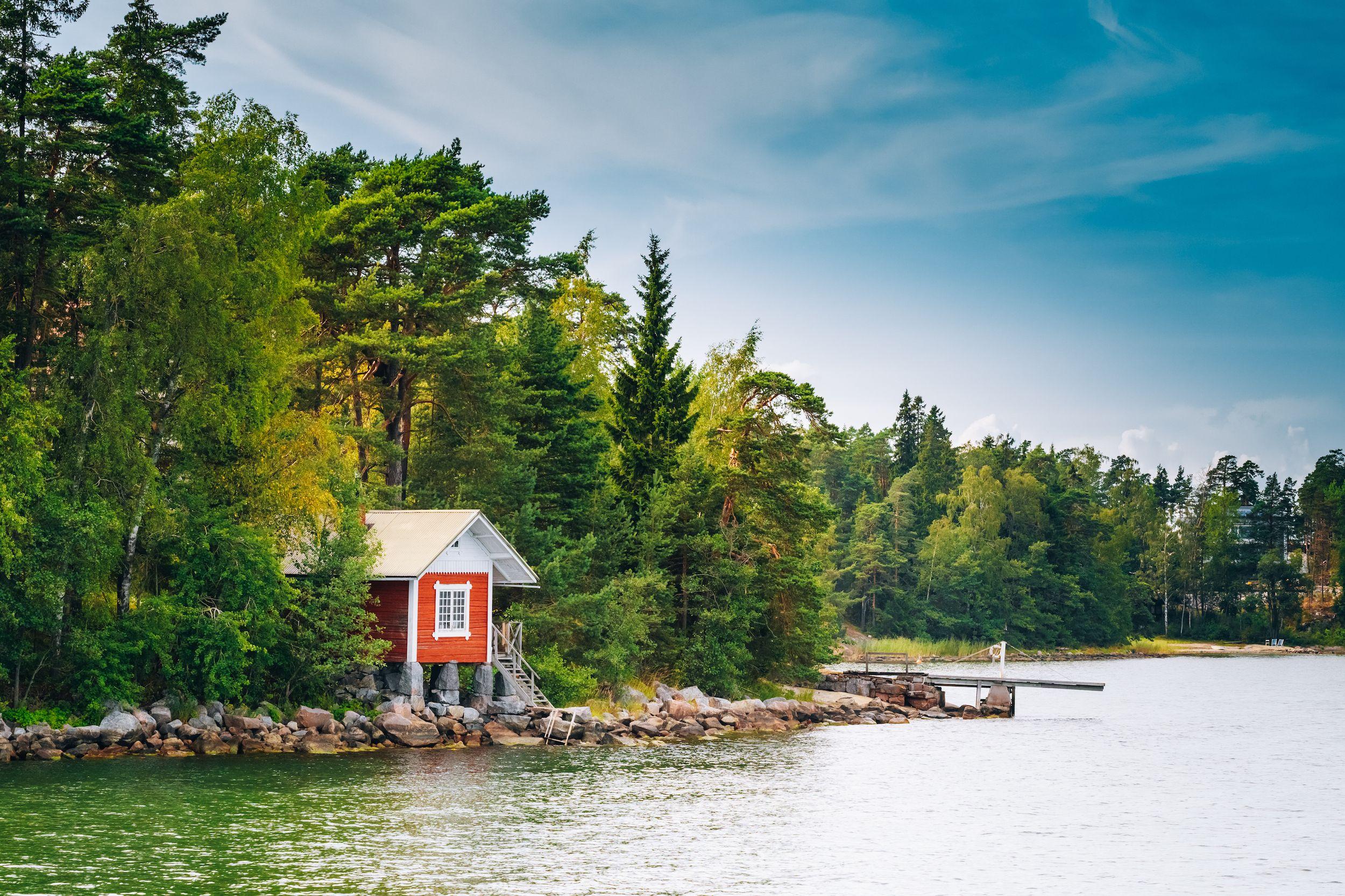 Una sauna finlandese in mezzo alla natura ©Ryhor Bruyeu/Getty Images