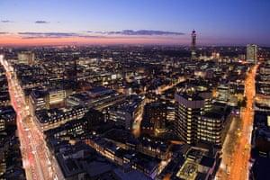 London from the rooftops : London at night 