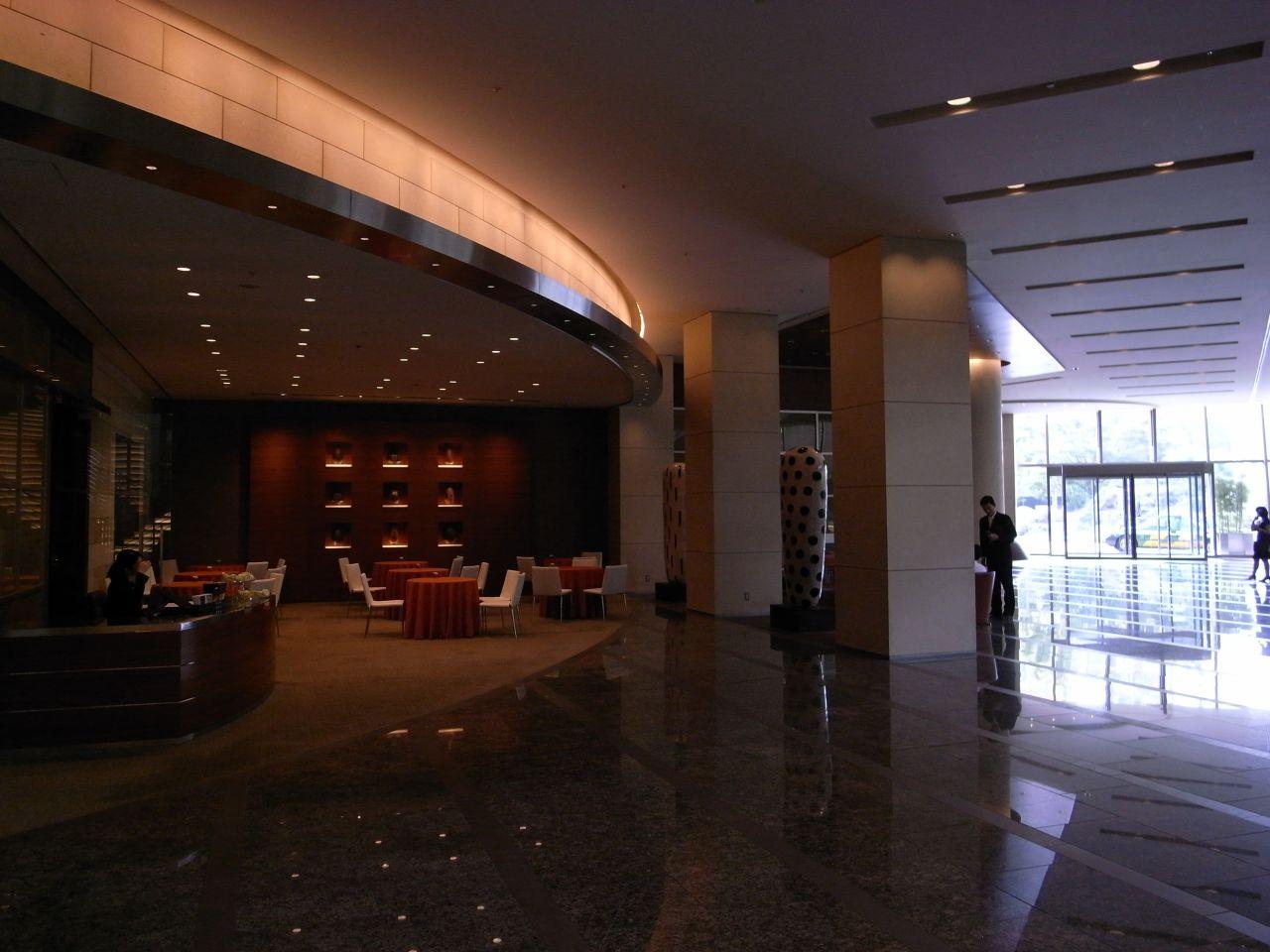 Mingle with the celebrities in the lobby at Grand Hyatt.
